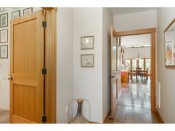 listing-thumbnails