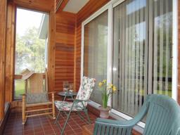 listing-thumbnails