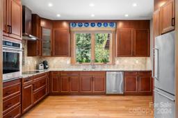 listing-thumbnails