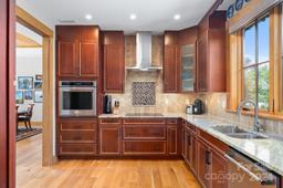 listing-thumbnails