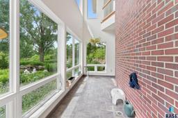 listing-thumbnails