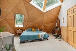 listing-thumbnails