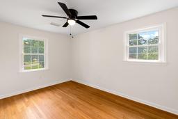 listing-thumbnails