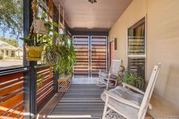 listing-thumbnails