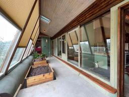 listing-thumbnails