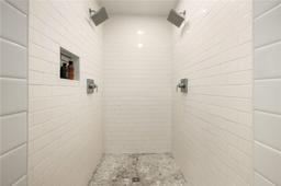 listing-thumbnails