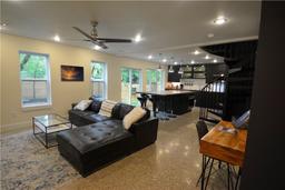 listing-thumbnails