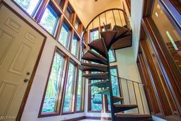 listing-thumbnails