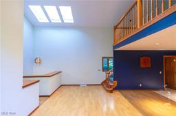 listing-thumbnails