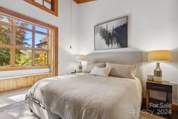 listing-thumbnails