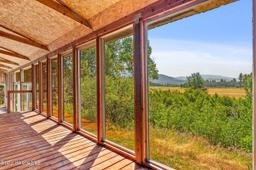 listing-thumbnails
