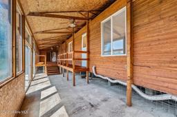 listing-thumbnails