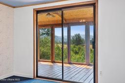 listing-thumbnails