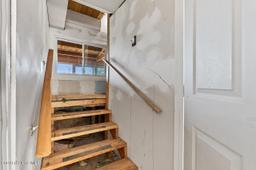 listing-thumbnails