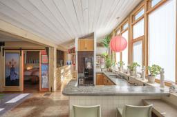 listing-thumbnails