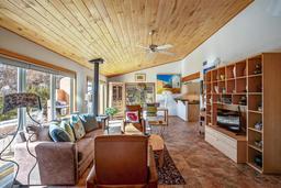 listing-thumbnails