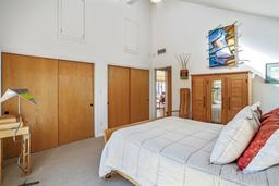 listing-thumbnails