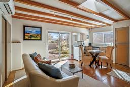 listing-thumbnails