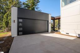 listing-thumbnails