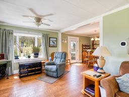 listing-thumbnails
