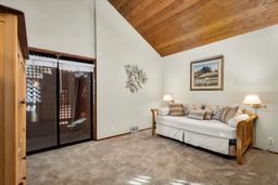 listing-thumbnails