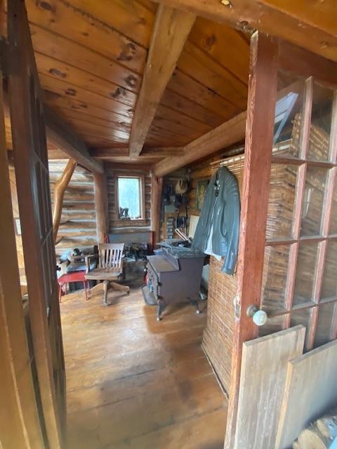 Second living area