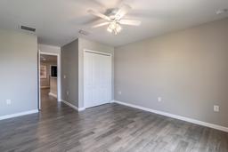 listing-thumbnails