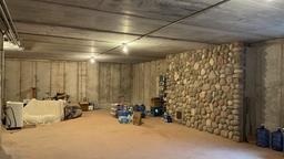listing-thumbnails
