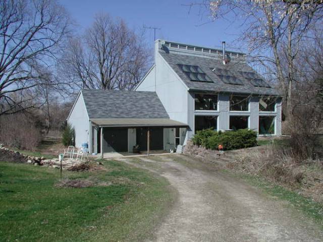 Green Homes for Sale - Kingston, Illinois Green Home